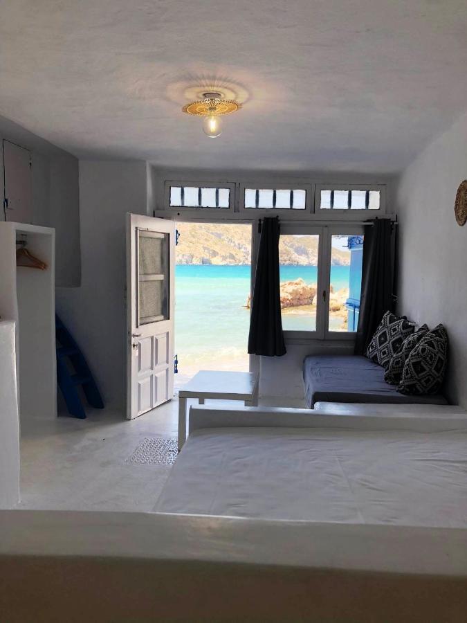 Salty Kisses And Sandy Toes Firopotamos Exterior foto