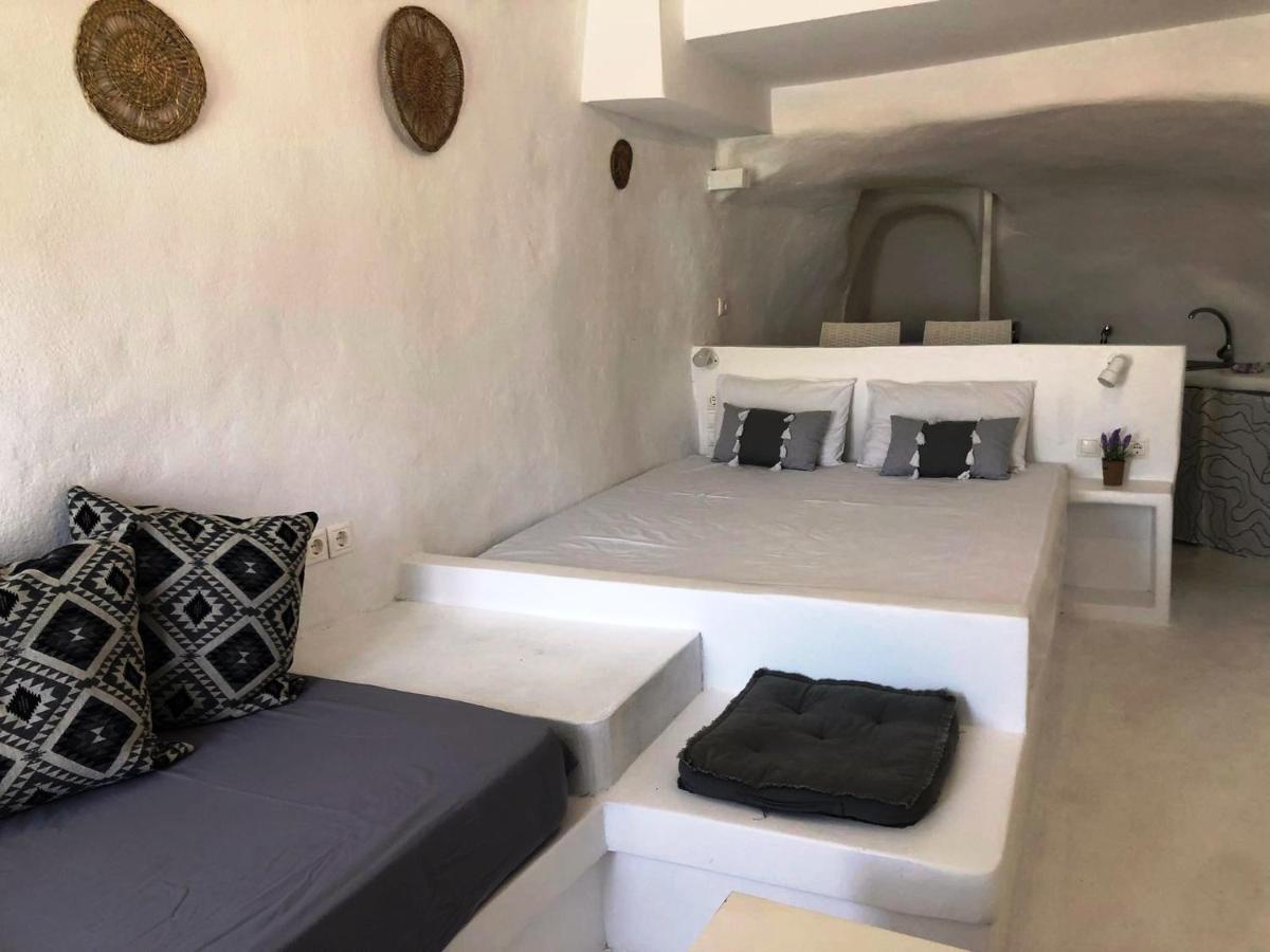 Salty Kisses And Sandy Toes Firopotamos Exterior foto